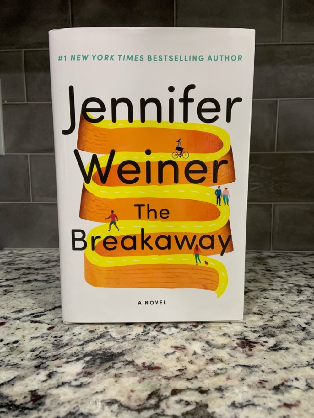 The Breakaway Hardback Novel by Jennifer Weiner- EUC